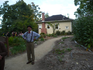 subject24_halloweenB_2