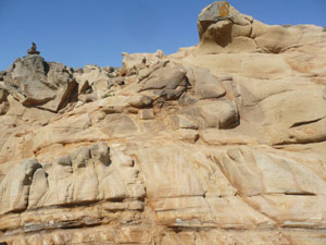 Y2sub31_saltpoint_moon2